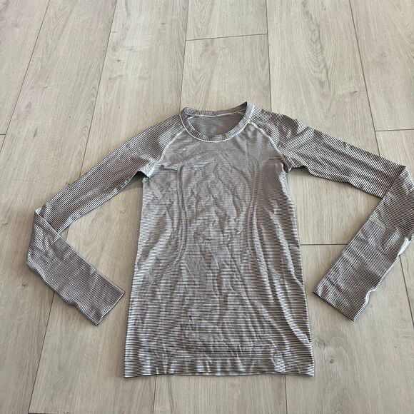 Lululemon Swiftly Tech Long Sleeve size 4 - Picture 1 of 7